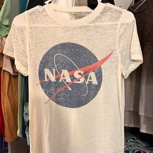 Nasa Cream Zoe + Liv Shirt